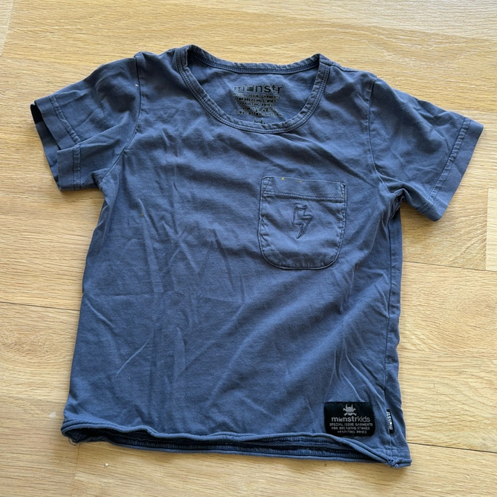 Kids Munster T-Shirt, blue with pocket. Size 3.